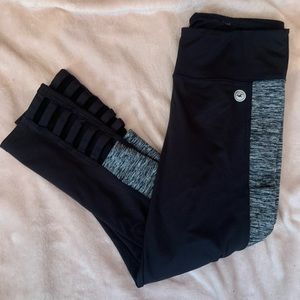 Hollister leggings size M